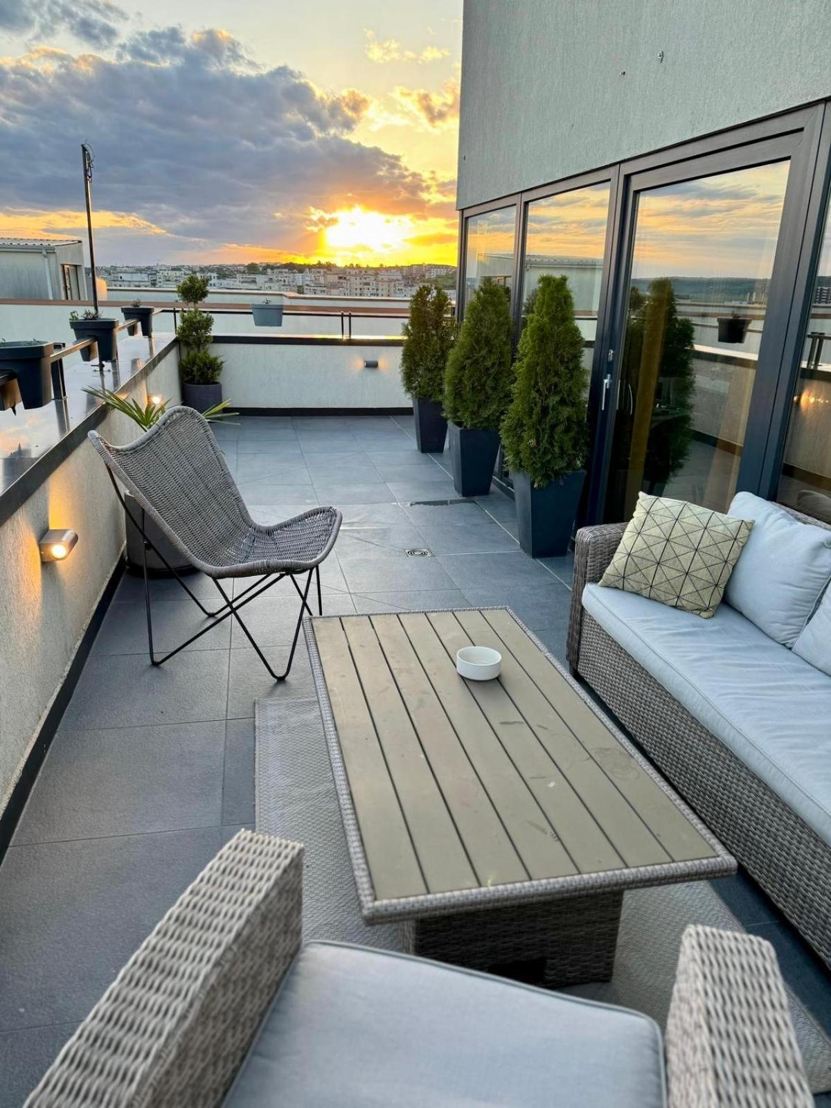 Apartmán Penthouse Exclusive View , Iasi Exteriér fotografie