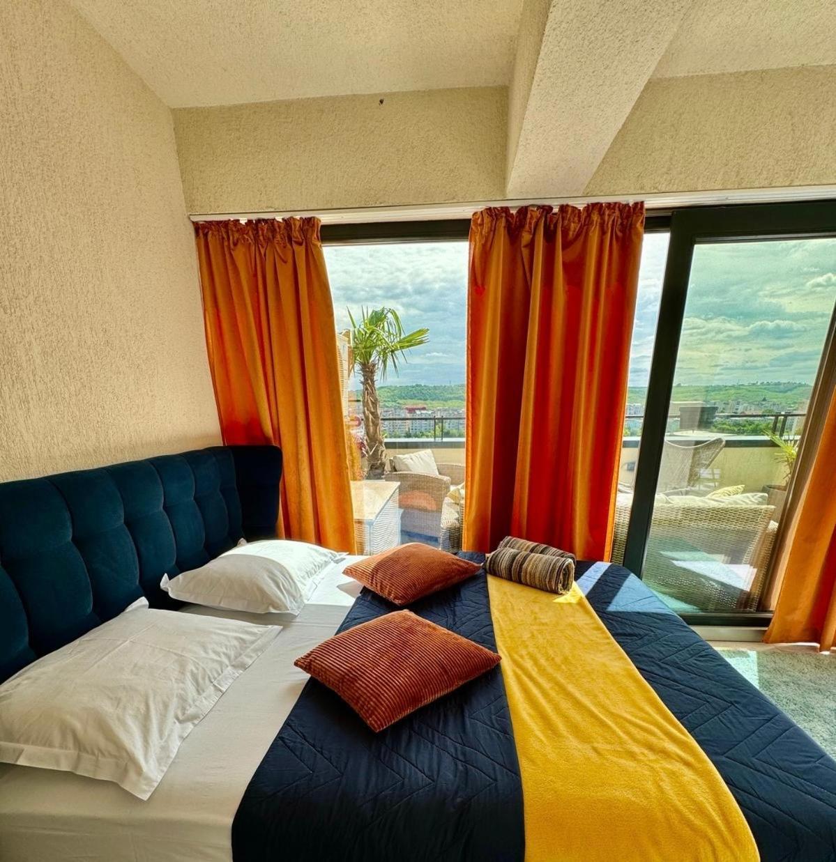 Apartmán Penthouse Exclusive View , Iasi Exteriér fotografie